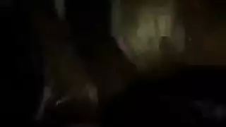 زوج ديوث يأمر بممارسة جنس جماعي لزوجته العاهرة