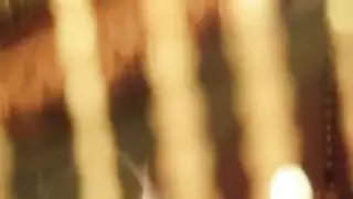 xxx وراء الكواليس: ممثلة هندية تكشف عن صدرها