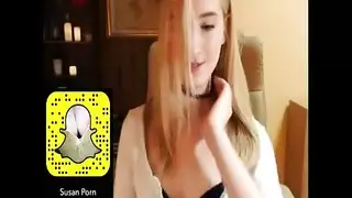 إباحية سناب شات: عاهرة تُمارس الجنس مع قطار من الرجال